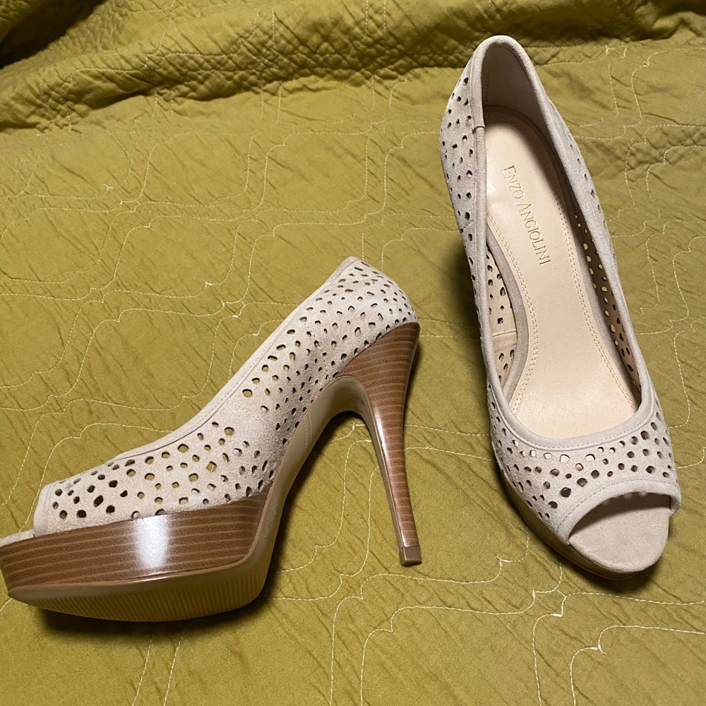 Enzo Angiolini Taupe Open Toe Heels